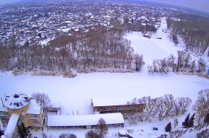 Terraplén. Vista del bosque de Tambov. Cámaras web de Tambov