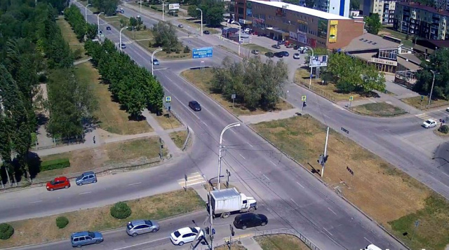 Avenida Kurchatov. Webcams Volgodonsk en línea
