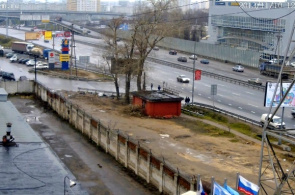 La intersección de la carretera de circunvalación de Moscú y la carretera Yaroslavl. Webcam de Mytishchi en línea