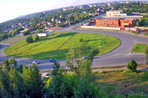 Intercambie la autopista Chernoistochinskoe y la calle Chelyuskintsev. Cámaras web Nizhny Tagil