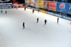 Parque Cultural, pista de hielo. Webcam de Stavropol en línea