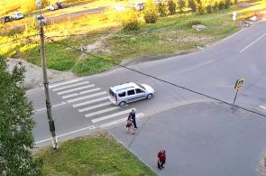 Cruce de la Avenida Butoma - Calle Dzerzhinsky. Cámara 2. Webcams de Severodvinsk