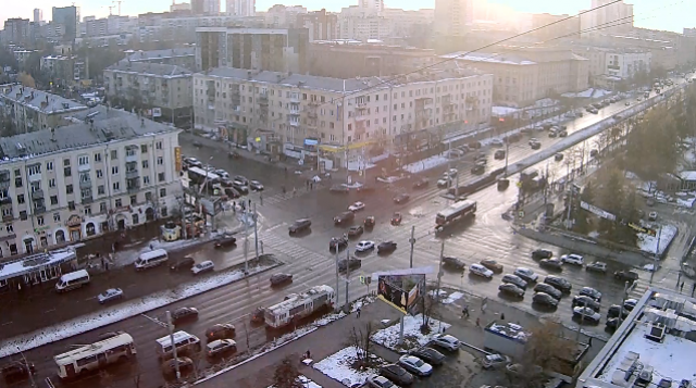 Encrucijada de la Avenida Lenin - Calle Engels. Cheliábinsk en línea