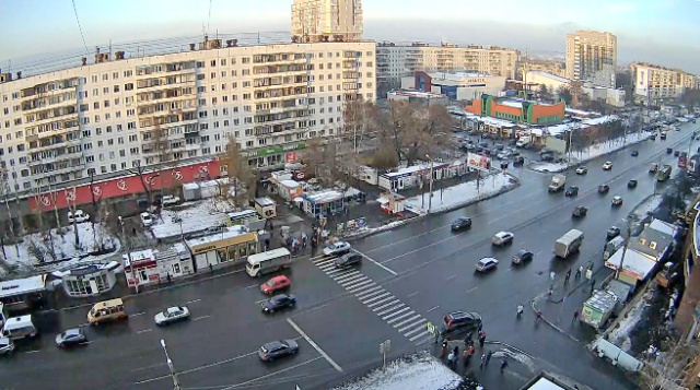 Avenida Komsomolsky. Webcam de Chelyabinsk en línea
