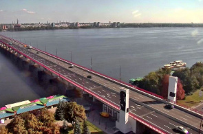 Cámara web PTZ en la orilla derecha. Webcams en Dnepropetrovsk en línea