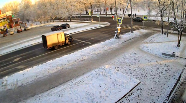 Webcam Crossroads of Lenin Avenue y Svobody Street en línea