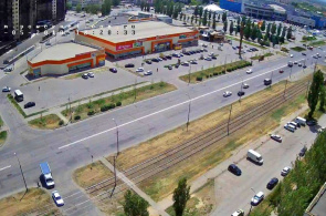 Encrucijada de las calles Alexandrov y Mira. Webcams de Volzhsky en línea