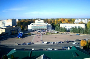 Plaza central de la ciudad de Volochisk webcam en línea