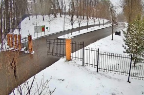 Calle Sovetskaya. Entrada al parque Lyamin. Cámaras web de Yakhroma en línea