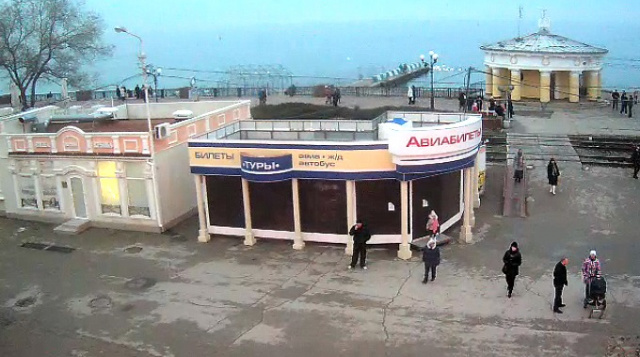 Webcam en vivo en el cruce de ferrocarril en Feodosia