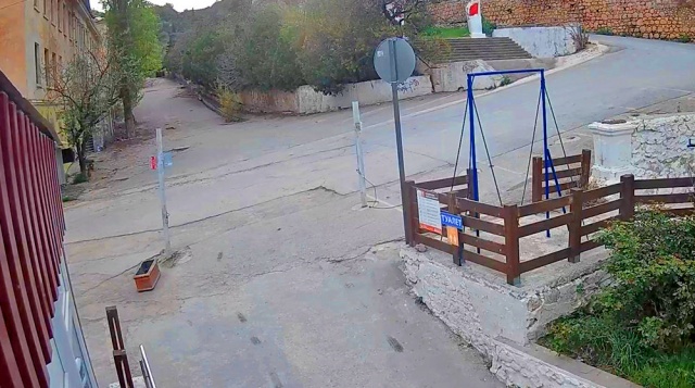 Entrada a la playa de mármol. Webcams Balaclava