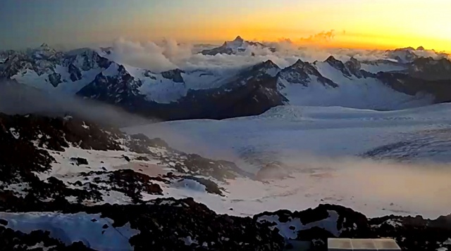 Vista de la cordillera del Cáucaso. Cámaras web Elbrus