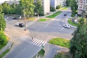 Cruce Prospekt Pobedy - calle Mokhova. Webcams Vólogda