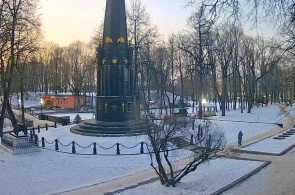 Parque Jardín Lopatinsky. Monumento a los Defensores. Smolensk cámaras web en línea