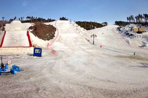 Complejo de esquí Uktus, pista Lysaya. Webcams Ekaterimburgo