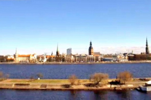 Panorama de la ciudad vieja. Webcam de Riga en línea