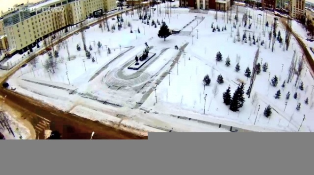 Plaza frente al Palacio de Sindicatos. Webcam ufa en línea
