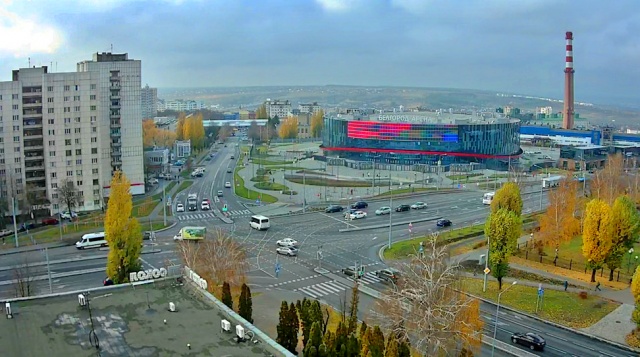 Cruce de las calles Korolev y Shchorsa. Cámaras web Belgorod
