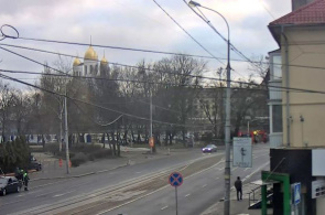 Encrucijada de las calles Sovetsky Prospekt y Tchaikovsky. Webcams Kaliningrado en línea