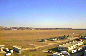 Aeródromo para aviones pequeños. Webcams de Budapest en línea