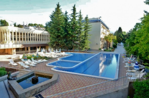Alushta, la Cámara situada en el hotel-pensión "espiga de Oro"