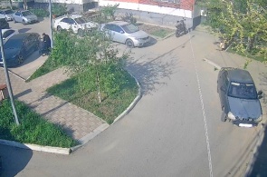 Calle Tsadasa, KP Electron. Cámaras web de Kizilyurt en línea.