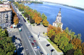 Terraplén Sicheslavskaya. Webcams en Dnepropetrovsk en línea
