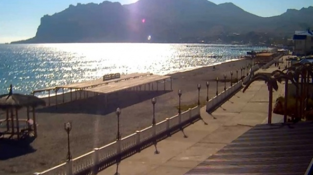 Un mal koktebelja cámara web en línea. Vistas a la kara dag