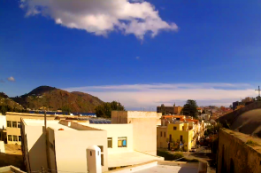 Vista del Centro y Castillo de Monte Rosa. Cámaras web en vivo Lípari