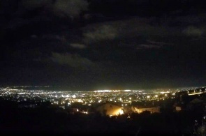 Vista de la ciudad de Patras y el Golfo de Patras. Webcams Peloponeso