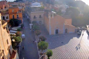 Plaza 9 de Abril. Taormina cámaras web en línea