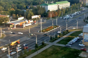 Cruce de las calles Dovatrtsev y Tukhachevsky. Webcam de Stavropol en línea