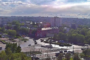 Cruce de avenidas del ejército rojo-Constructores. Cámaras web Barnaul online