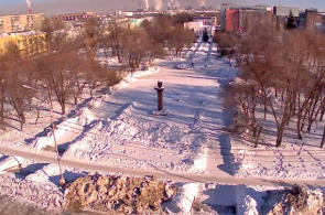 Vista de la plaza Komsomolsky en la cámara web Nizhny Tagil en línea