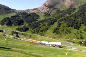 El pueblo de esquí de El Tarter. Webcams de Andorra en línea