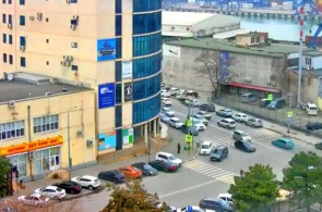 Calle cruce de caminos Ledneva y st. Paz. Cámaras web Novorossiysk