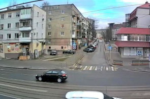 Encrucijada de las calles Sovetsky Prospekt y Uralskaya. Webcams Kaliningrado en línea