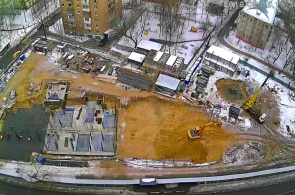 Calle laboral. Vista del sitio de construcción. Webcams Mytishch en línea